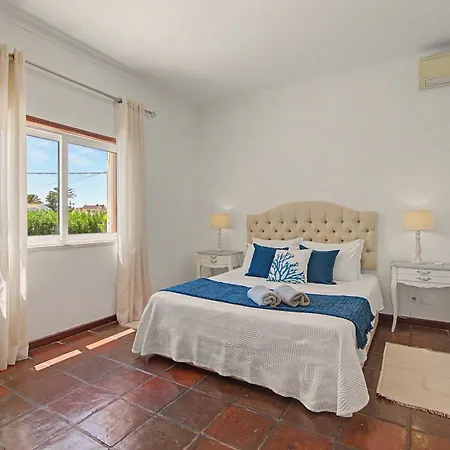 Villa Monte Galego *